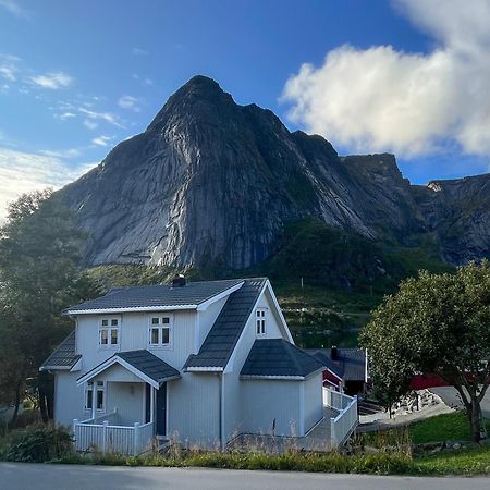 Husly Reine - Your Home With Reinebringen View Dış mekan fotoğraf