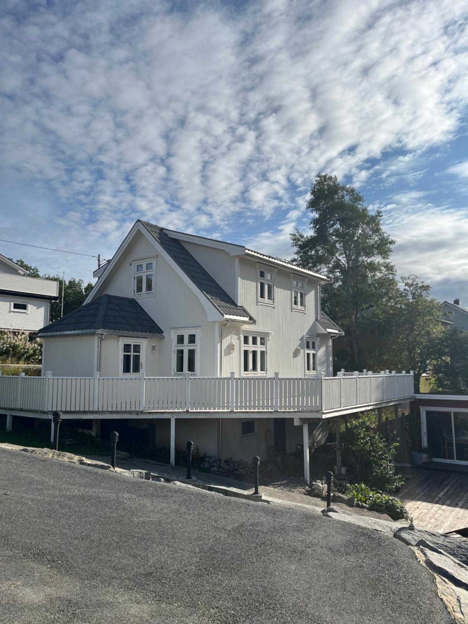 Husly Reine - Your Home With Reinebringen View Dış mekan fotoğraf