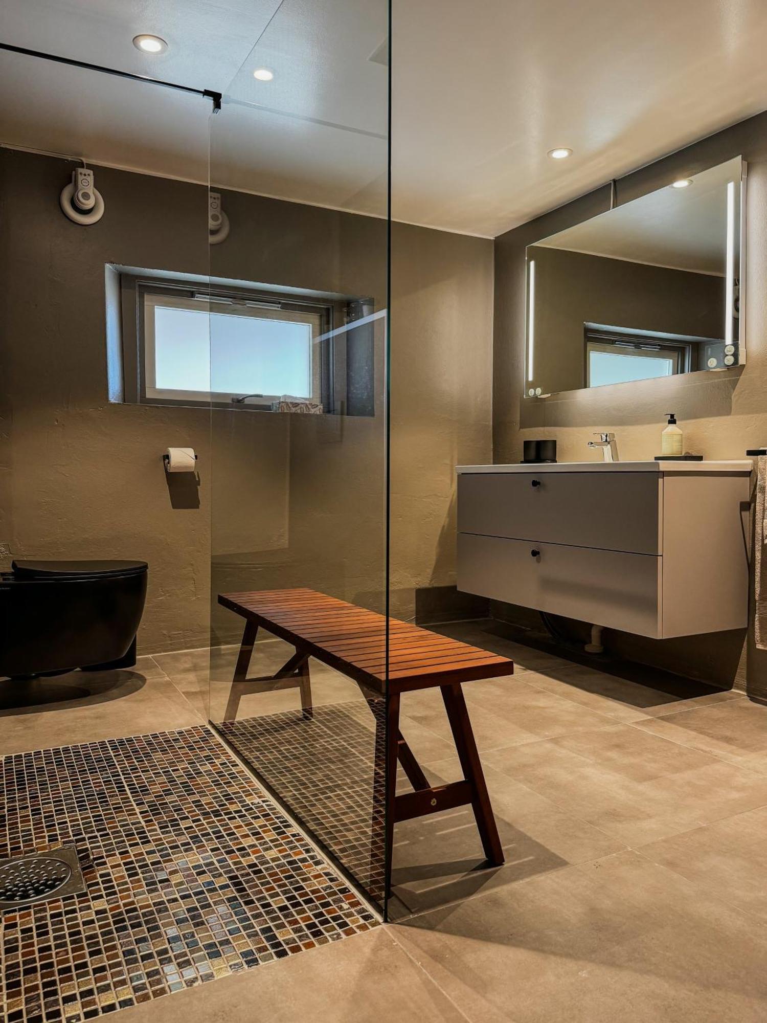 Husly Reine - Your Home With Reinebringen View Dış mekan fotoğraf
